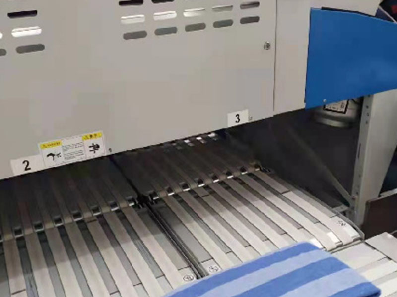 清远巾类折叠机-01